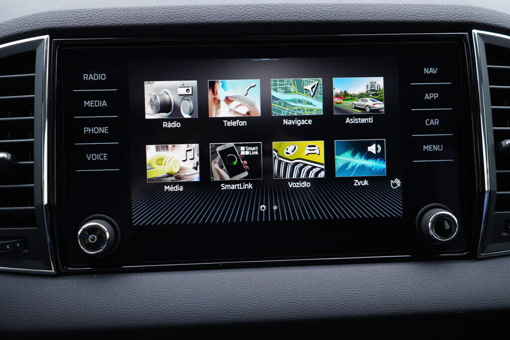 OV190V09359_32.webp_KAROQ Ambition 2.0 TDI 110 kW automat, DPH