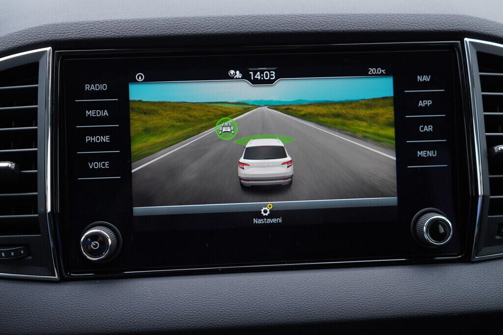 OV190V09359_35.webp_KAROQ Ambition 2.0 TDI 110 kW automat, DPH