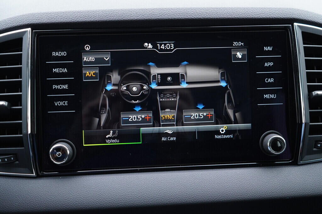 OV190V09359_36.webp_KAROQ Ambition 2.0 TDI 110 kW automat, DPH