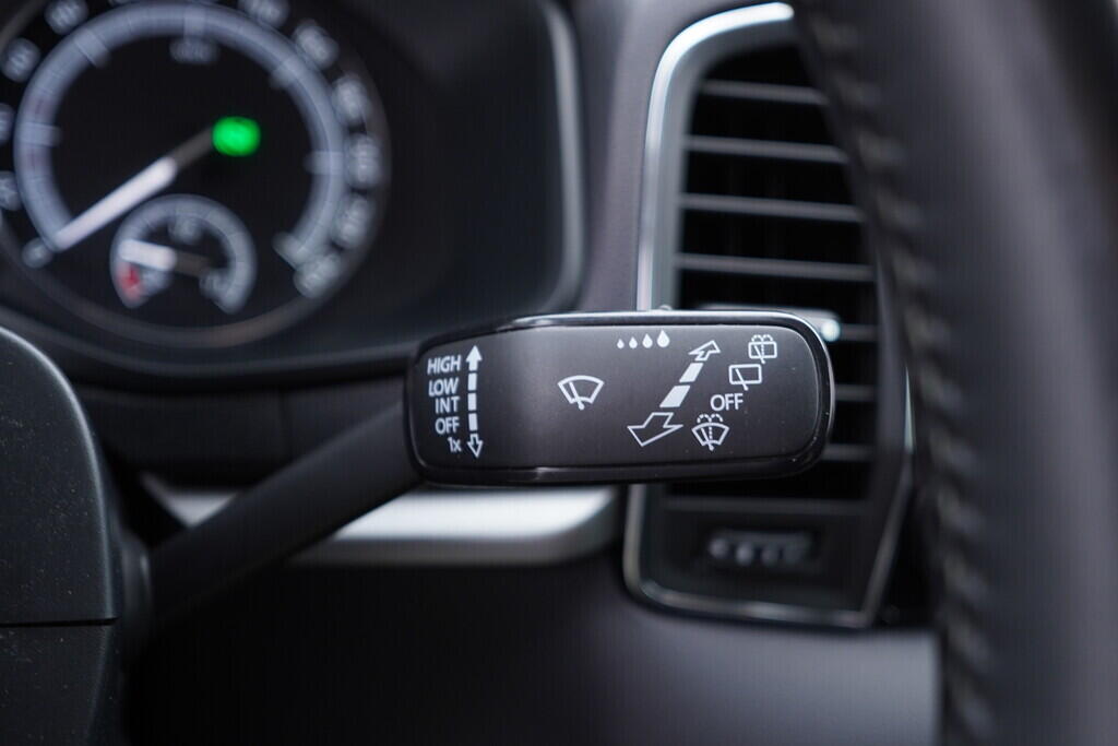 OV190V09360_24.webp_KAROQ Ambition 2.0 TDI 110 kW automat, DPH