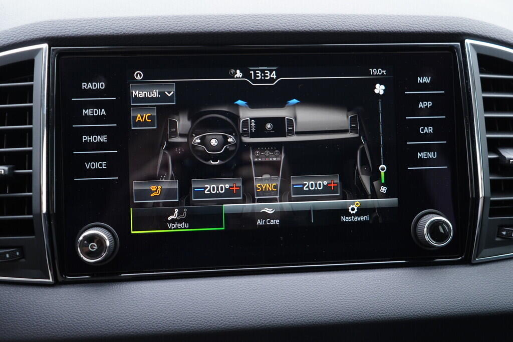 OV190V09360_32.webp_KAROQ Ambition 2.0 TDI 110 kW automat, DPH