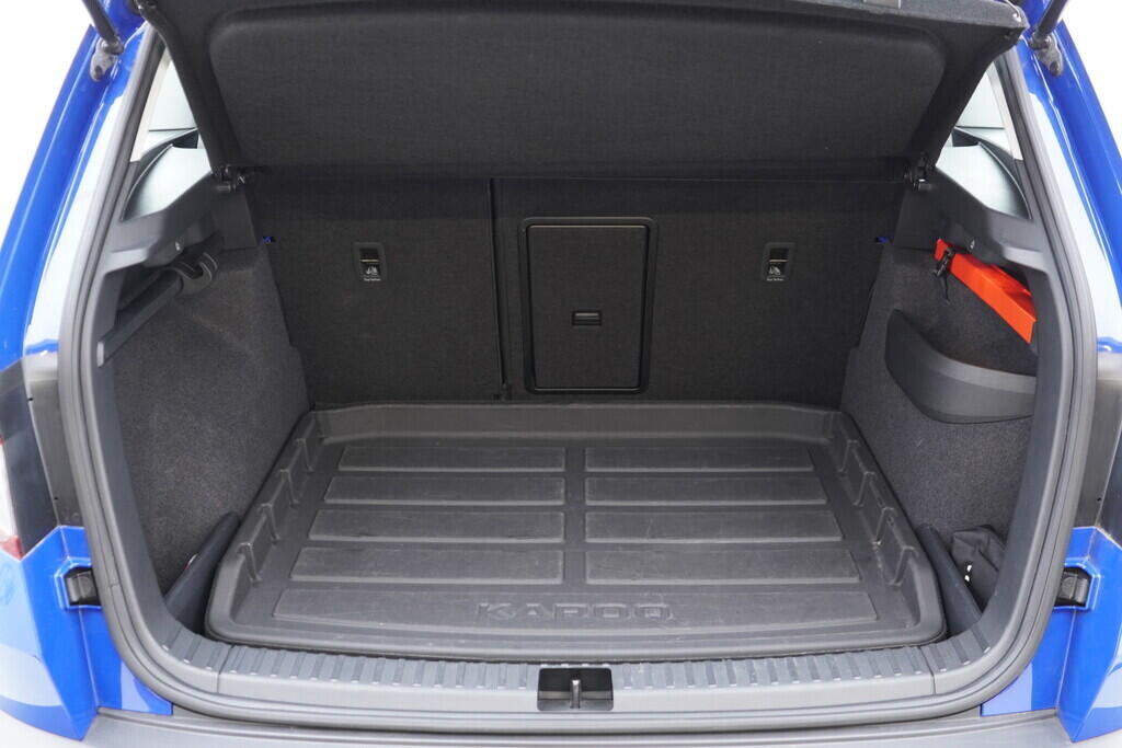 OV190V09360_40.webp_KAROQ Ambition 2.0 TDI 110 kW automat, DPH