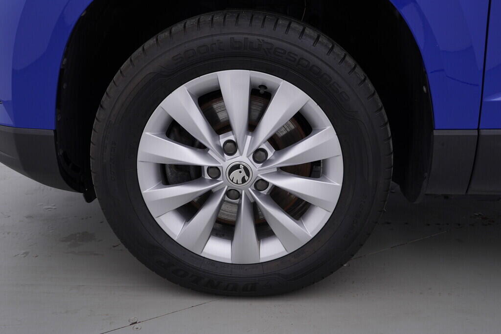 OV190V09360_42.webp_KAROQ Ambition 2.0 TDI 110 kW automat, DPH