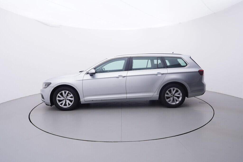 OV190V09361_11.webp_PASSAT VARIANT Business 2.0 TDI 110 kW automat, DPH