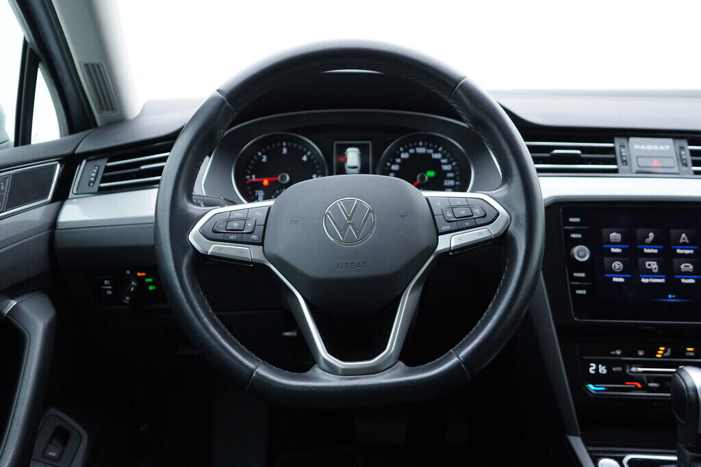 OV190V09361_28.webp_PASSAT VARIANT Business 2.0 TDI 110 kW automat, DPH
