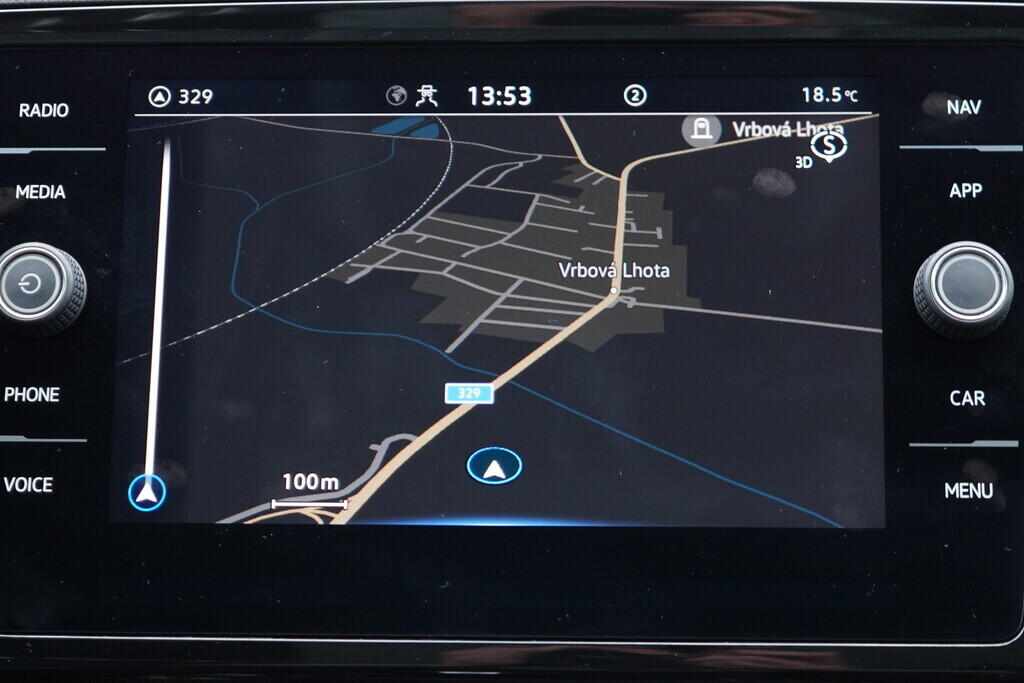 OV190V09361_33.webp_PASSAT VARIANT Business 2.0 TDI 110 kW automat, DPH