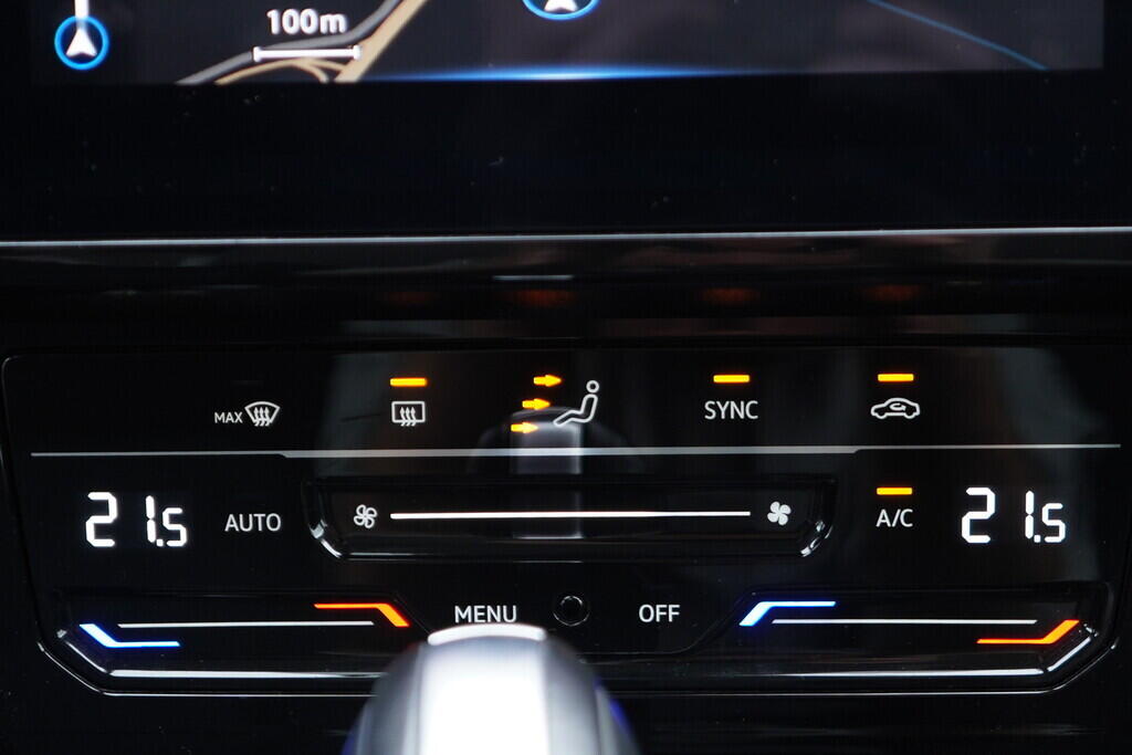 OV190V09361_34.webp_PASSAT VARIANT Business 2.0 TDI 110 kW automat, DPH