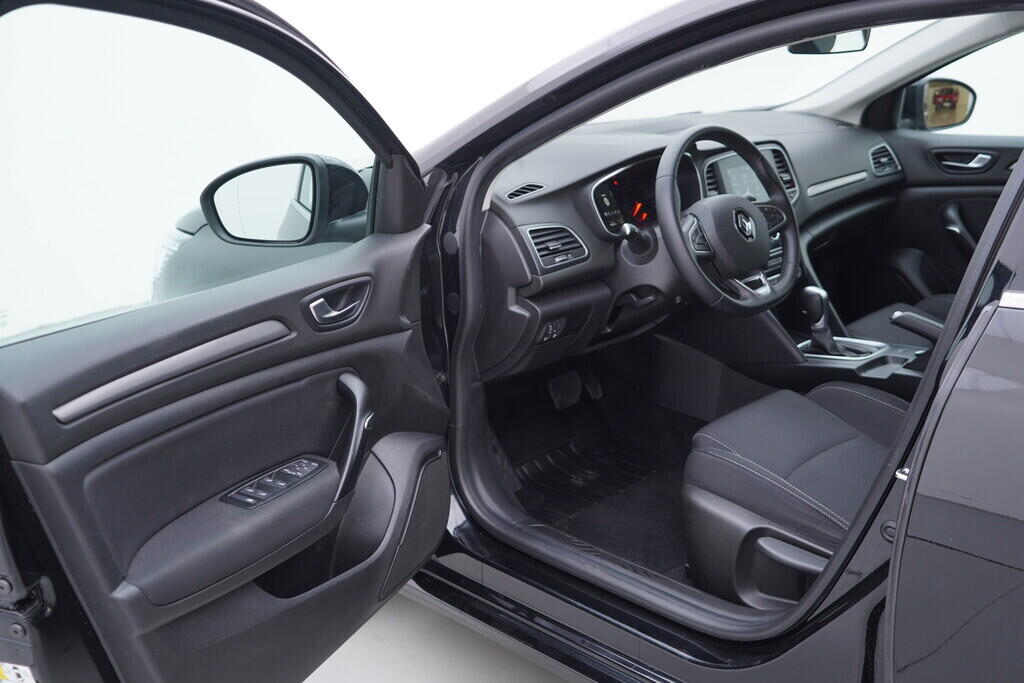 OV190V09362_18.webp_MÉGANE Edition 1.3 H5H E4 103 kW automat, DPH