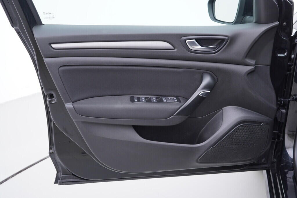 OV190V09362_19.webp_MÉGANE Edition 1.3 H5H E4 103 kW automat, DPH