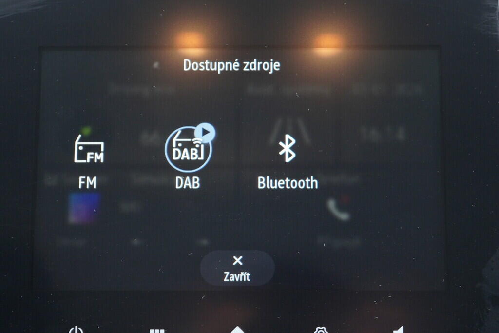 OV190V09362_30.webp_MÉGANE Edition 1.3 H5H E4 103 kW automat, DPH