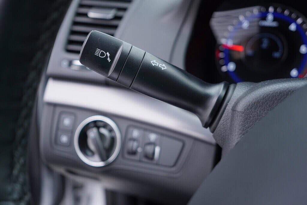 OV190V09365_24.webp_I40  1.7  100 kW manuál