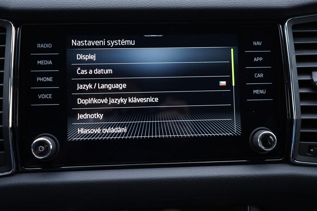 OV190V09366_37.webp_KODIAQ Style 2.0 TDI 147 kW automat, DPH