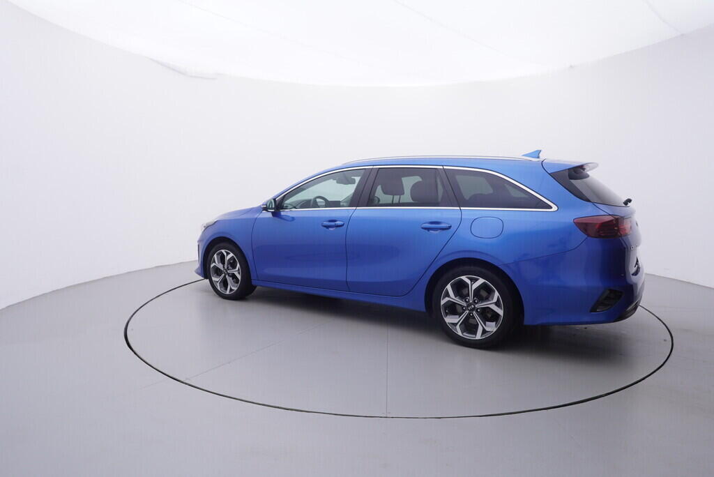 OV190V09367_12.webp_CEED Exclusive 1.4  103 kW manuál, DPH