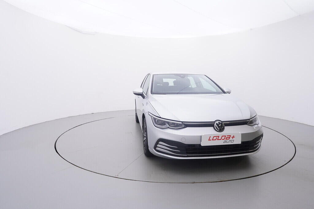 OV190V09369_17.webp_GOLF Style 1.5 TSI 110 kW manuál