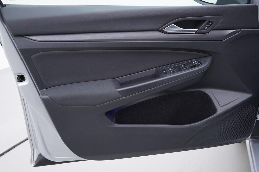 OV190V09369_19.webp_GOLF Style 1.5 TSI 110 kW manuál