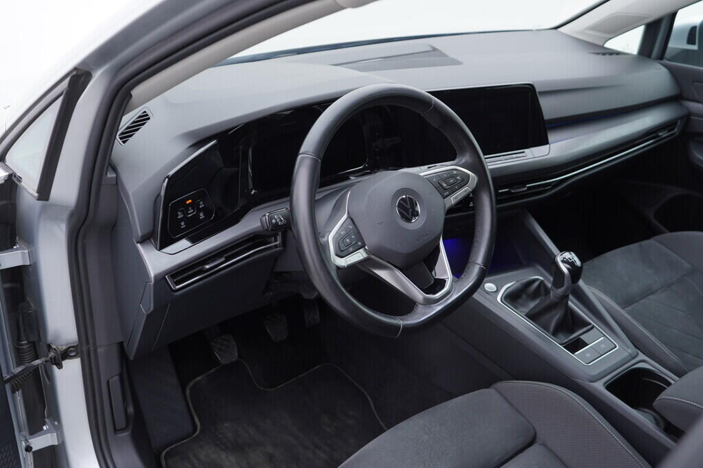 OV190V09369_22.webp_GOLF Style 1.5 TSI 110 kW manuál