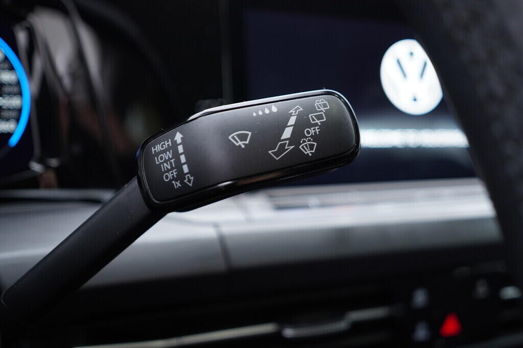 OV190V09369_25.webp_GOLF Style 1.5 TSI 110 kW manuál