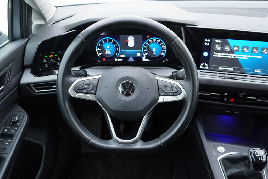 OV190V09369_27.webp_GOLF Style 1.5 TSI 110 kW manuál