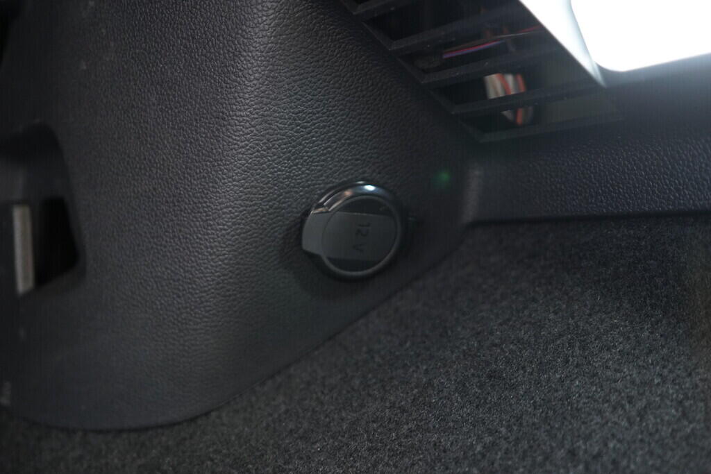 OV190V09369_39.webp_GOLF Style 1.5 TSI 110 kW manuál