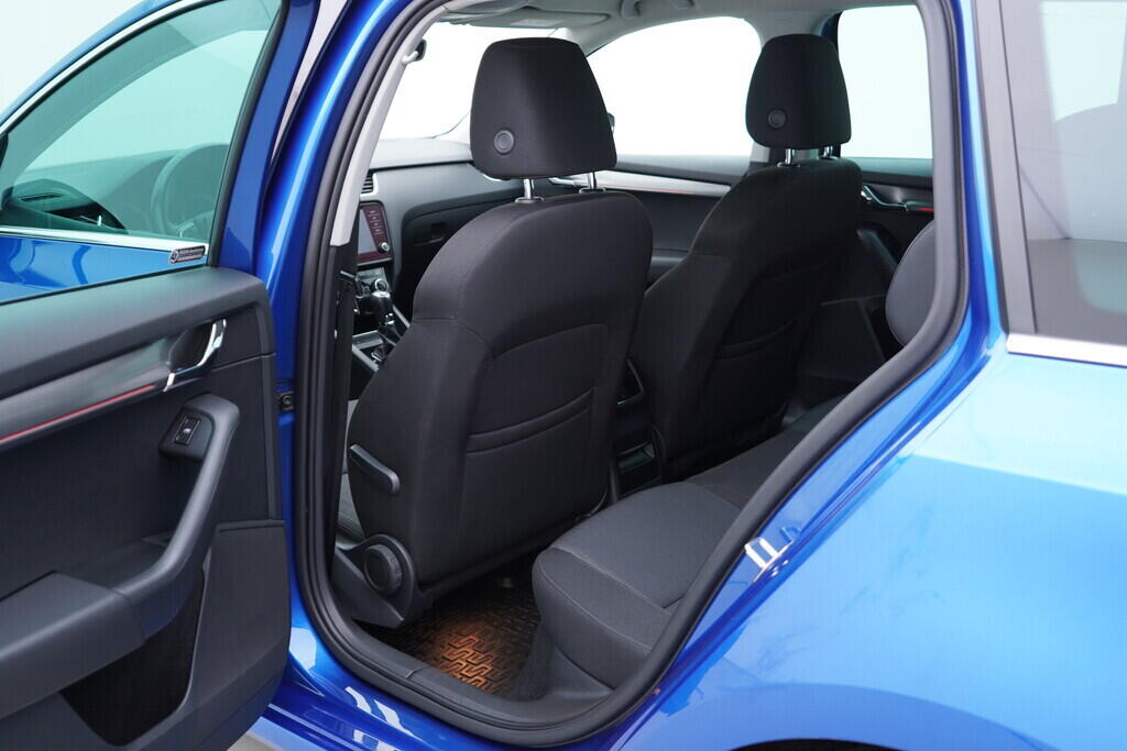 OV190V09370_32.webp_OCTAVIA Style 1.8 TSI 132 kW automat