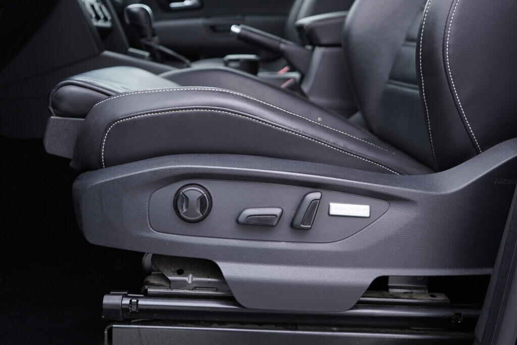 OV190V09372_21.webp_AMAROK Adventura  3.0 TDI 190 kW automat, DPH