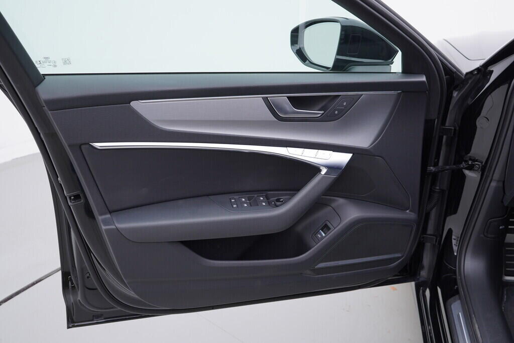 OV190V09374_19.webp_S6  3.0 TDI 253 kW automat, DPH