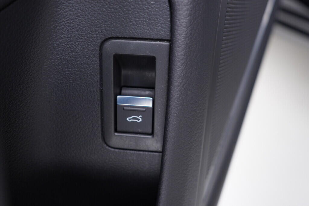 OV190V09374_22.webp_S6  3.0 TDI 253 kW automat, DPH