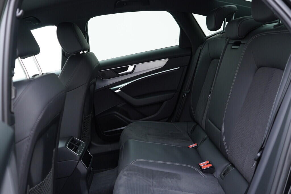 OV190V09374_42.webp_S6  3.0 TDI 253 kW automat, DPH