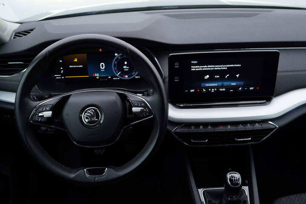 OV190V09375_27.webp_OCTAVIA Style 1.5 TSI 110 kW manuál