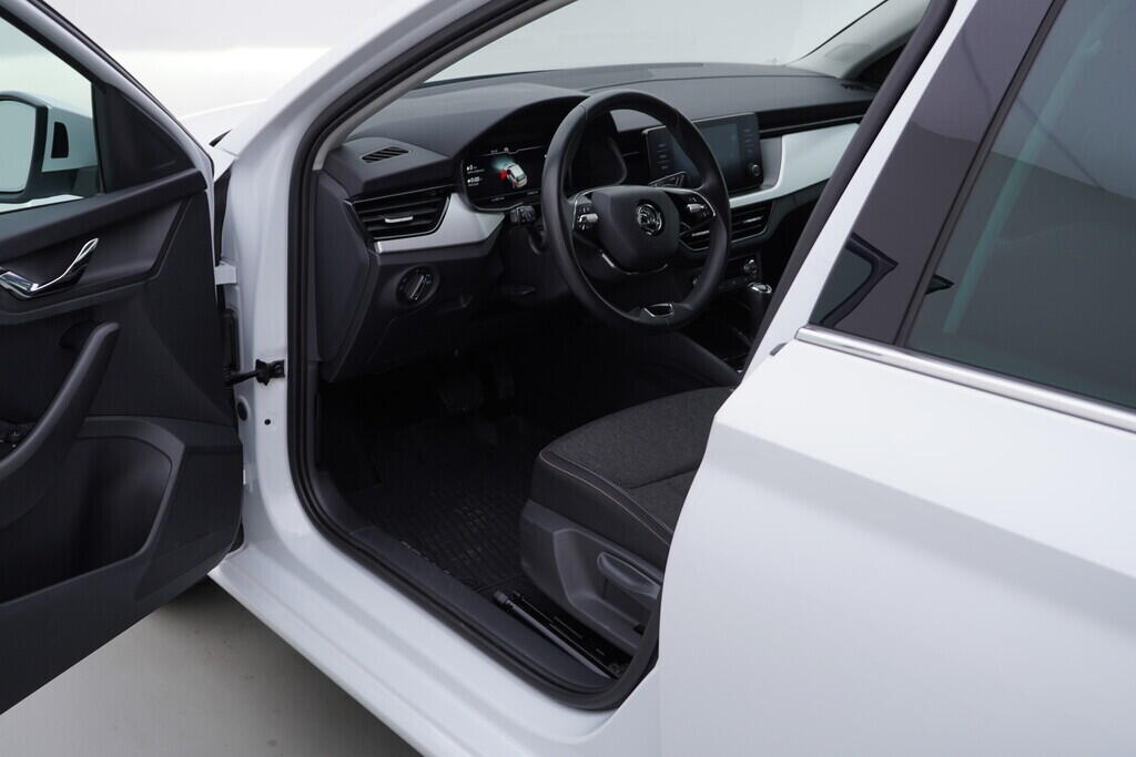 OV190V09377_18.webp_SCALA Style Plus 1.5 TSI 110 kW automat, DPH