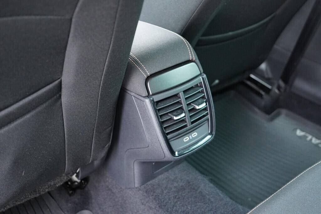 OV190V09377_34.webp_SCALA Style Plus 1.5 TSI 110 kW automat, DPH