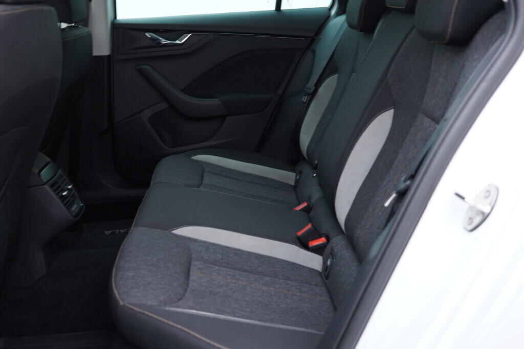 OV190V09377_35.webp_SCALA Style Plus 1.5 TSI 110 kW automat, DPH