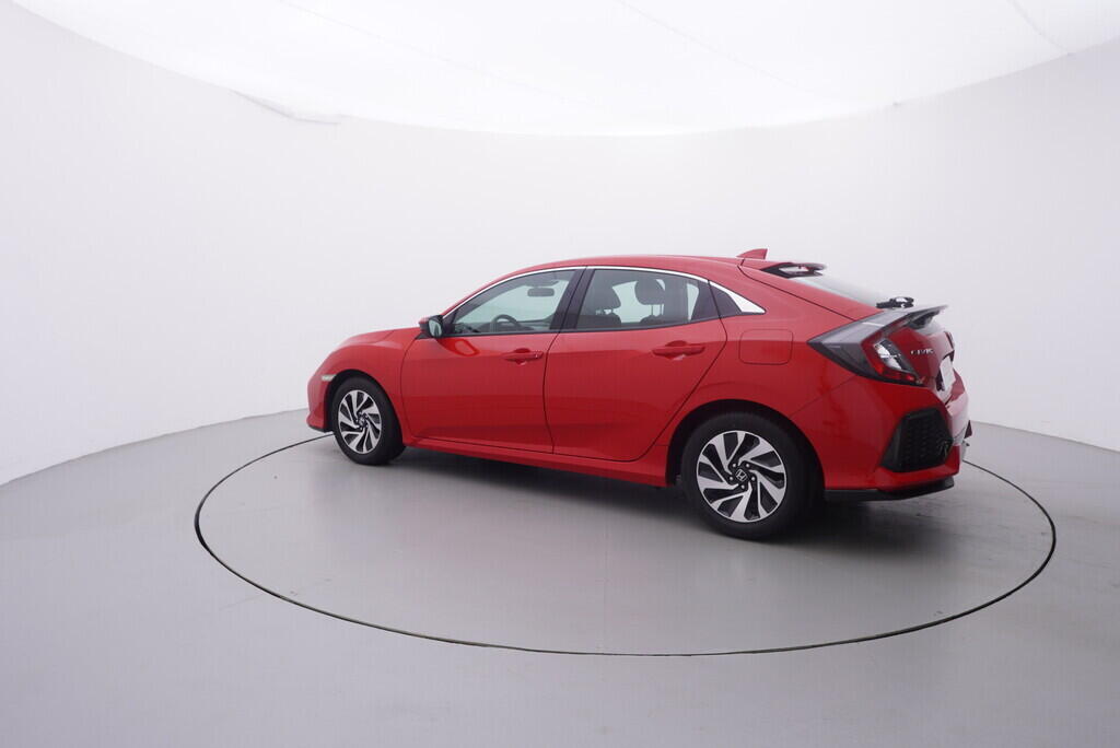 OV190V09378_12.webp_CIVIC Comfort 1.0 VTEC Turbo 95 kW manuál