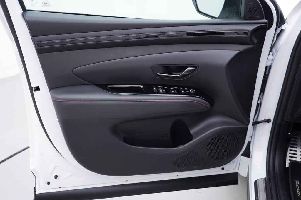 OV190V09381_19.webp_TUCSON N-Line 1.6 T-GDi 132 kW automat, DPH