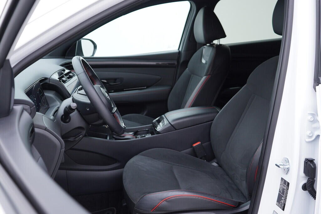 OV190V09381_22.webp_TUCSON N-Line 1.6 T-GDi 132 kW automat, DPH