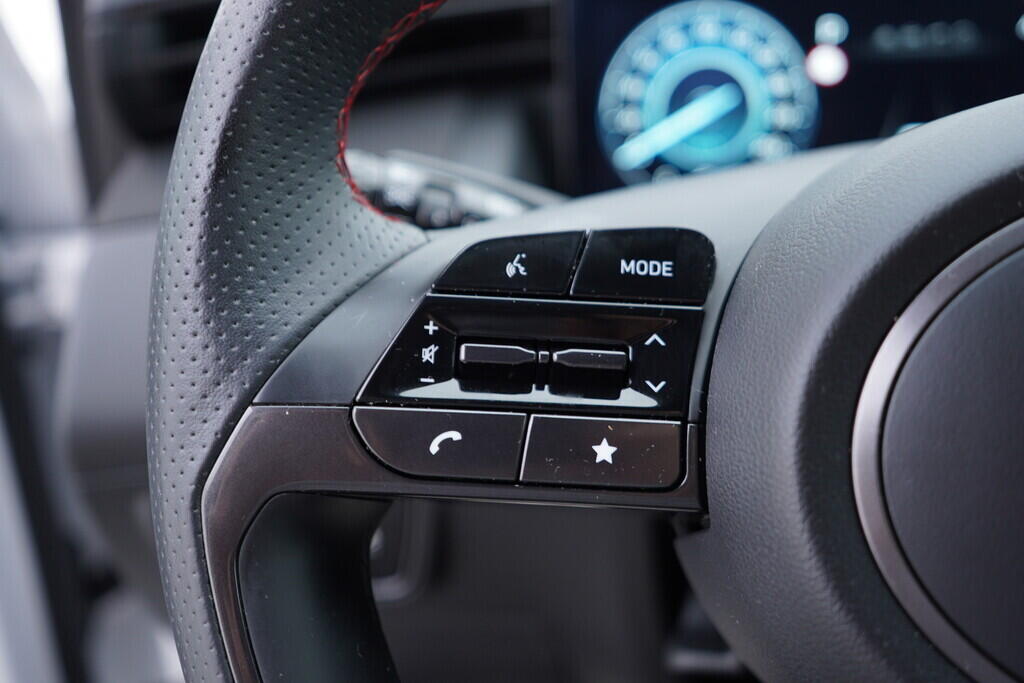 OV190V09381_26.webp_TUCSON N-Line 1.6 T-GDi 132 kW automat, DPH