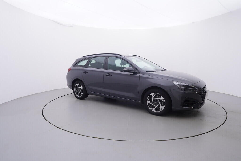 OV190V09382_16.webp_I30 Comfort 1.0  74 kW manuál, DPH