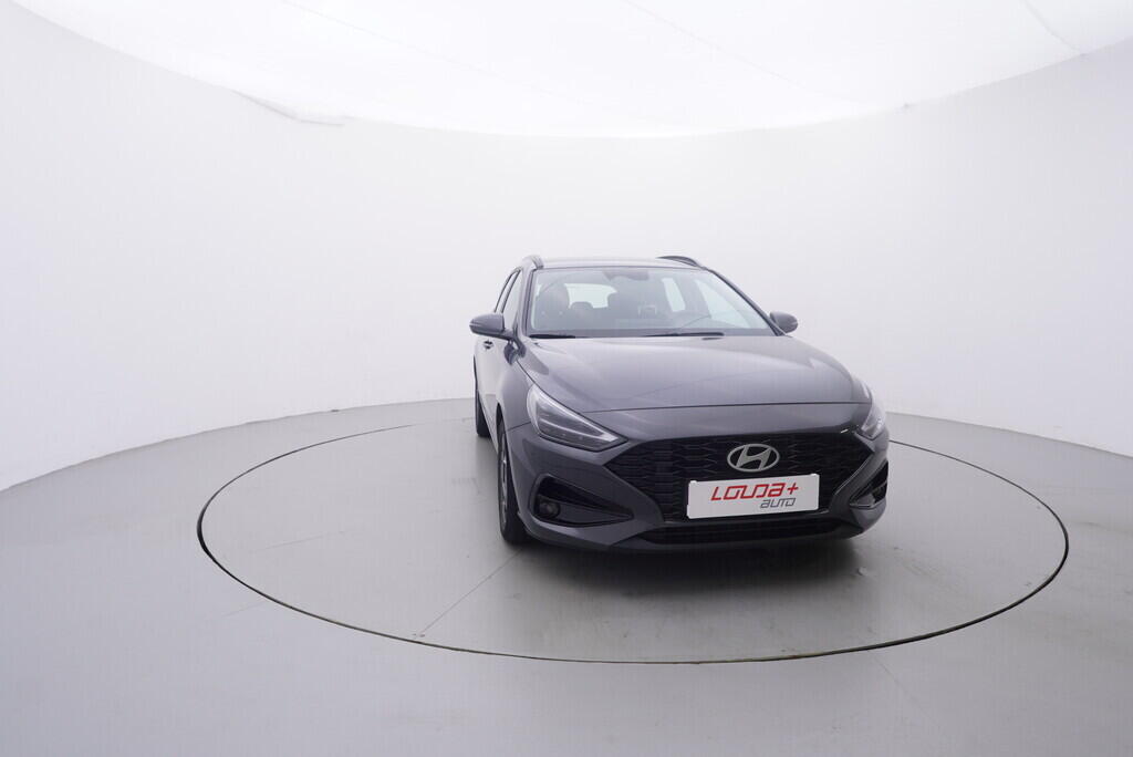 OV190V09382_17.webp_I30 Comfort 1.0  74 kW manuál, DPH