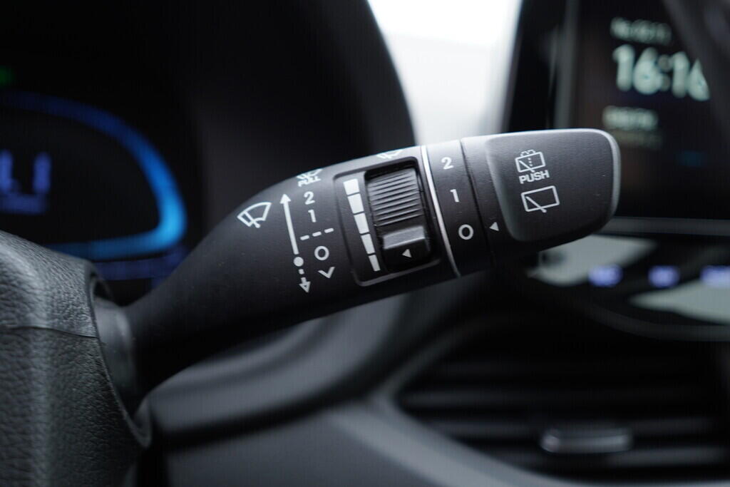 OV190V09382_24.webp_I30 Comfort 1.0  74 kW manuál, DPH