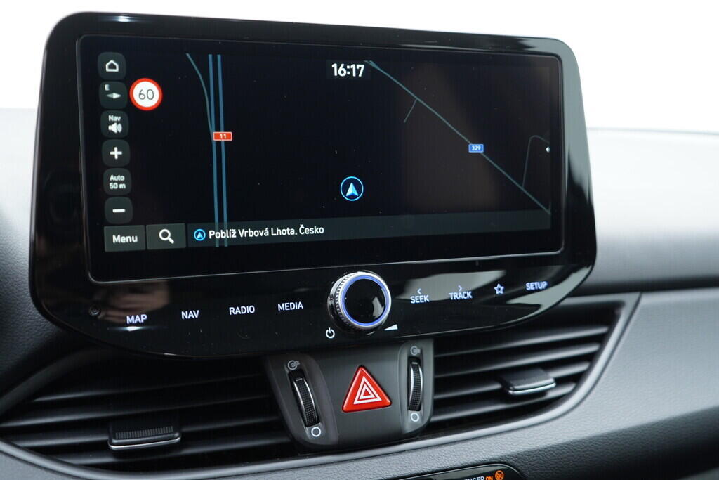 OV190V09382_28.webp_I30 Comfort 1.0  74 kW manuál, DPH