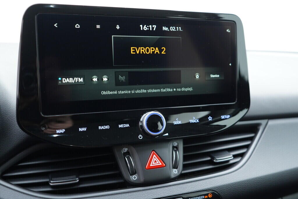 OV190V09382_29.webp_I30 Comfort 1.0  74 kW manuál, DPH