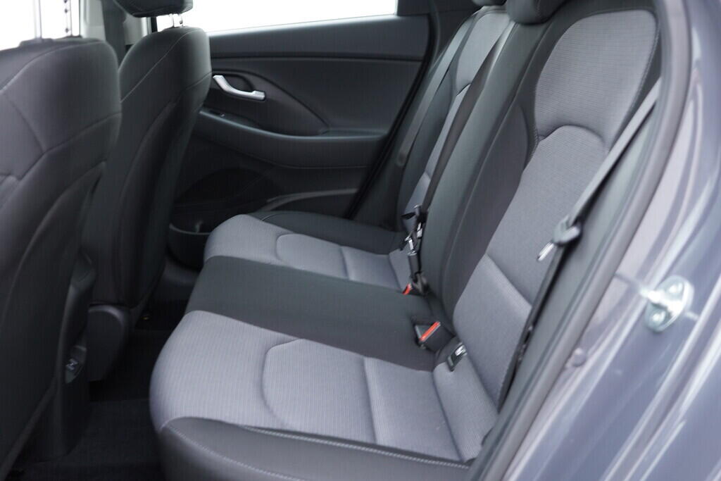 OV190V09382_36.webp_I30 Comfort 1.0  74 kW manuál, DPH