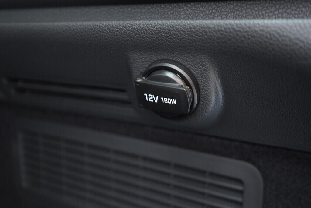 OV190V09382_38.webp_I30 Comfort 1.0  74 kW manuál, DPH