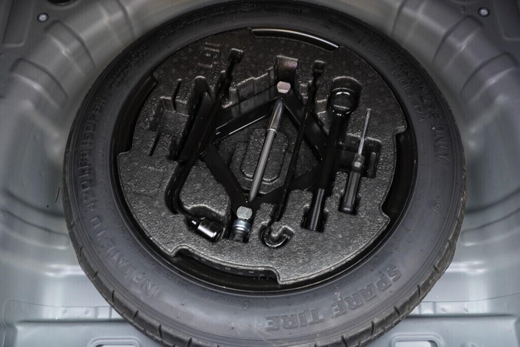 OV190V09382_39.webp_I30 Comfort 1.0  74 kW manuál, DPH