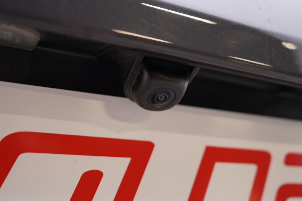 OV190V09382_41.webp_I30 Comfort 1.0  74 kW manuál, DPH