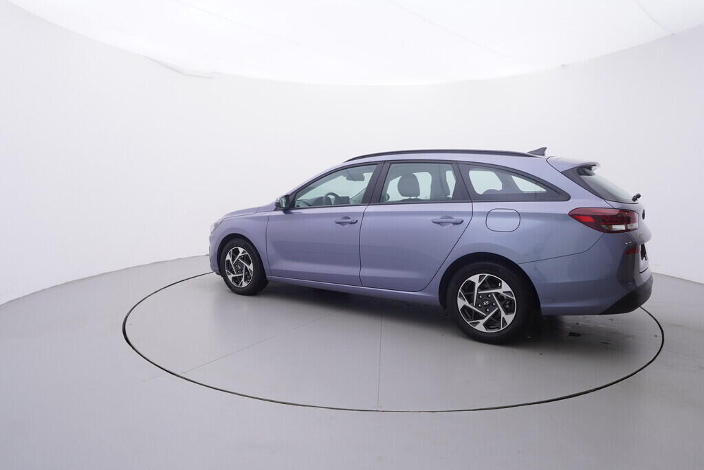 OV190V09383_12.webp_I30 Smart 1.0  74 kW manuál, DPH