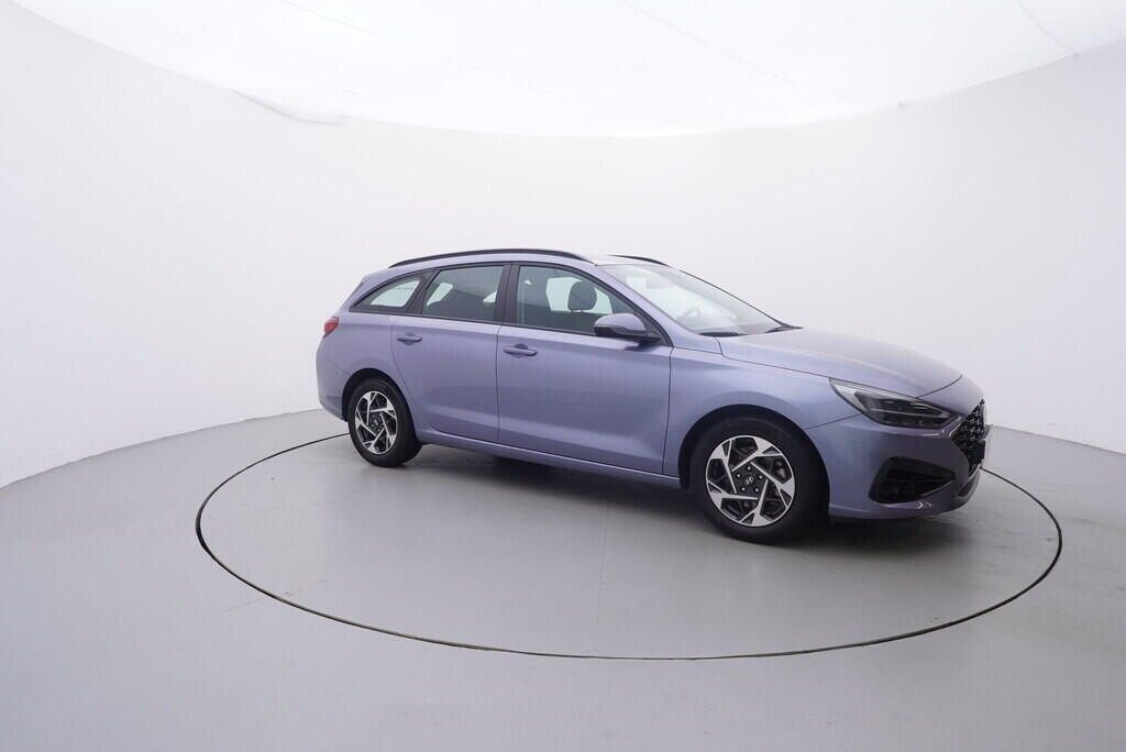 OV190V09383_16.webp_I30 Smart 1.0  74 kW manuál, DPH