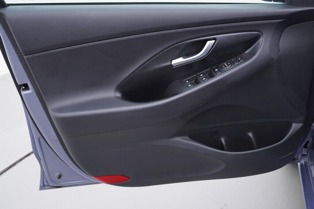 OV190V09383_19.webp_I30 Smart 1.0  74 kW manuál, DPH