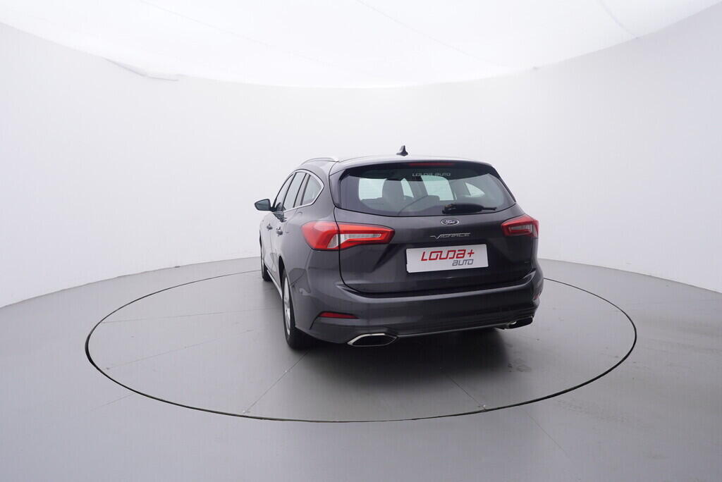 OV190V09384_13.webp_FOCUS Vignale 1.0  92 kW manuál