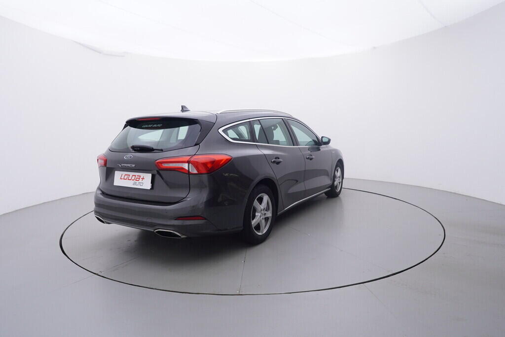 OV190V09384_14.webp_FOCUS Vignale 1.0  92 kW manuál